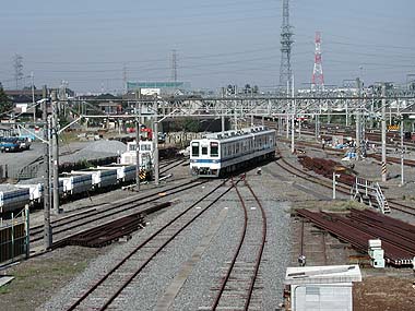 引き込み線へ