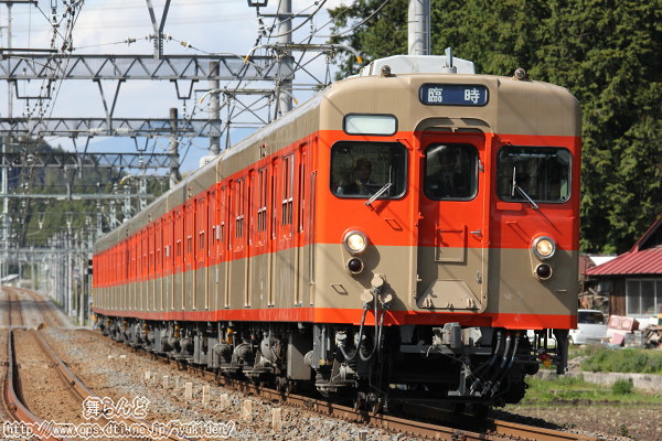 8111FՎi4/27Hj
