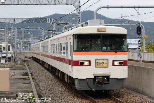 臨時特急きりふり（353F／10月8日）