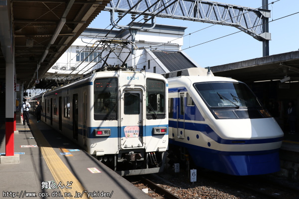 2024年春の全国交通安全運動のヘッドマークが付いた853F（その1）