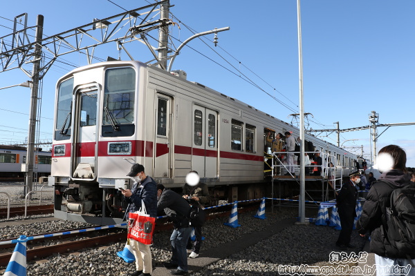 鉄道体験イベントと休憩車両に使われた11254F