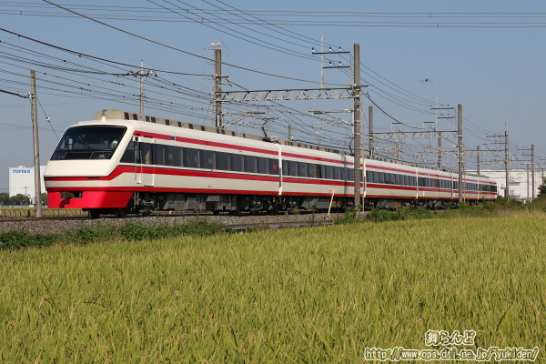 東武日光線を走る試運転中の207F（往路）