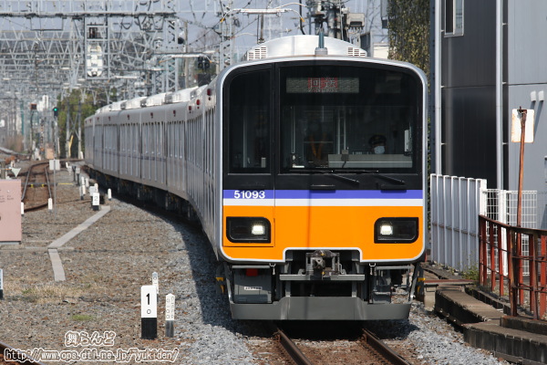東武動物公園駅に入線する51093F