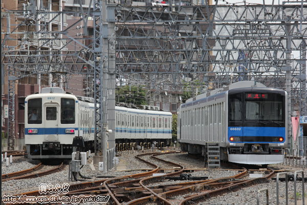 61602F^]R