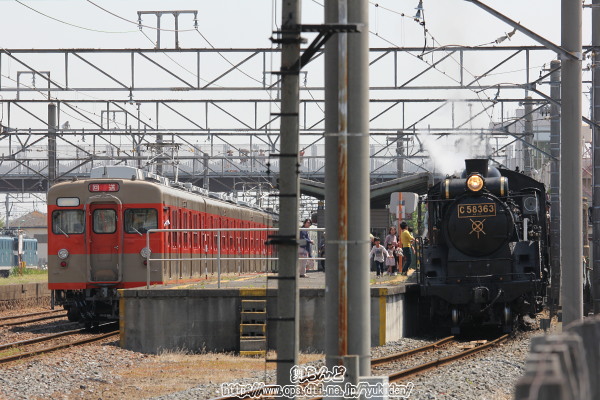 武川駅を離れる8506F＋8111F