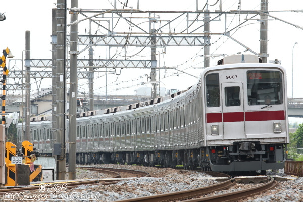検査を終えて南栗橋工場を出場して東上線へと回送される9107F（その2）