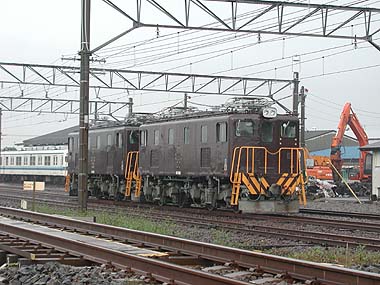 残された電気機関車