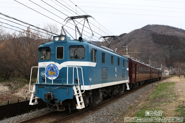 雨乞山とELパナソニック ワイルドナイツ号（往路）