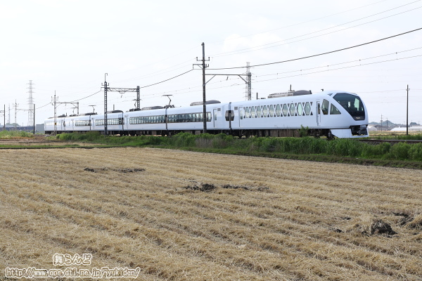 太田に向けて回送されて行くN101編成／スペーシアX）