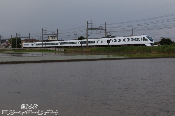 回送されて行くN100系（N101編成／スペーシアX）