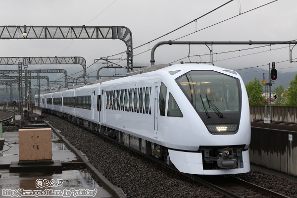初撮影のN100系試運転