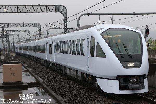 2回目試運転を行うN100系