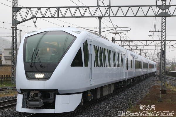 新大平下を通過する試運転中のN100系