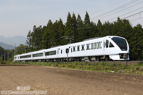 鬼怒川線で試運転を行うN100系（復路）