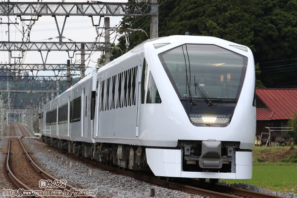たまに行く有名な撮影地で撮影した試運転中のN100系
