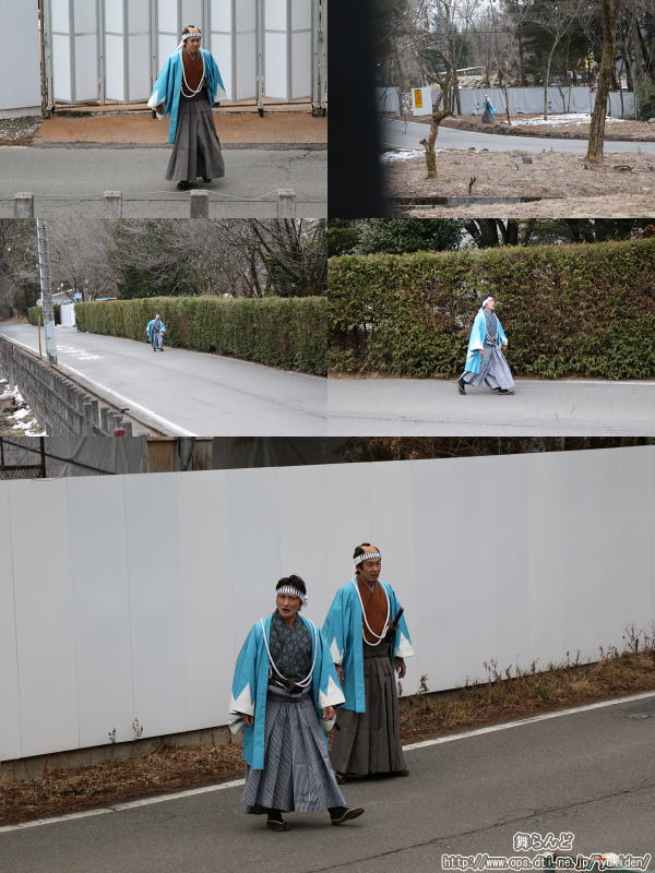 東武ワールドスクウェア駅に現れた新撰組（2/19　SL大樹6号）