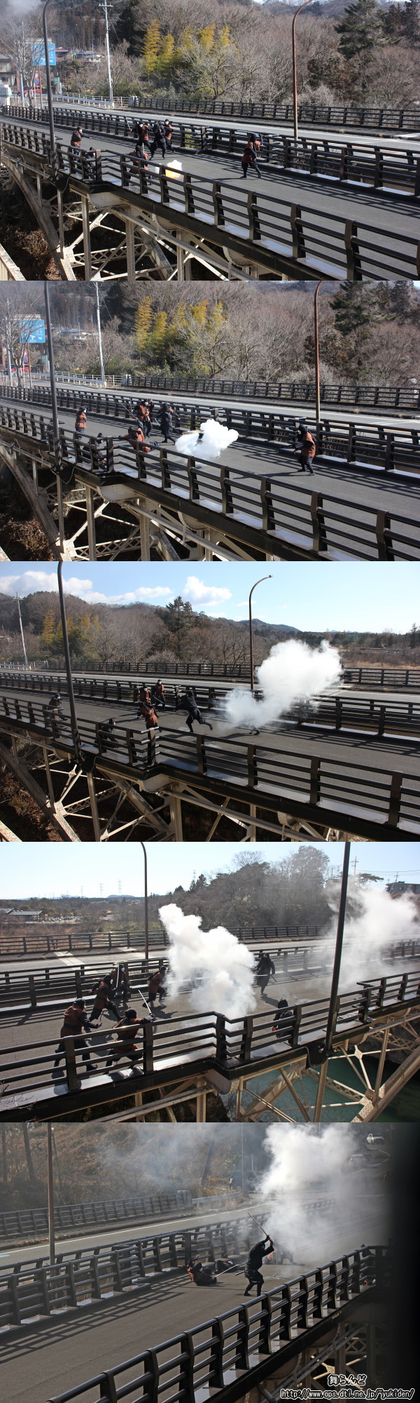 車内から撮影した中岩橋上での江戸忍者と風魔忍者との戦い（2/24　SL大樹1号）