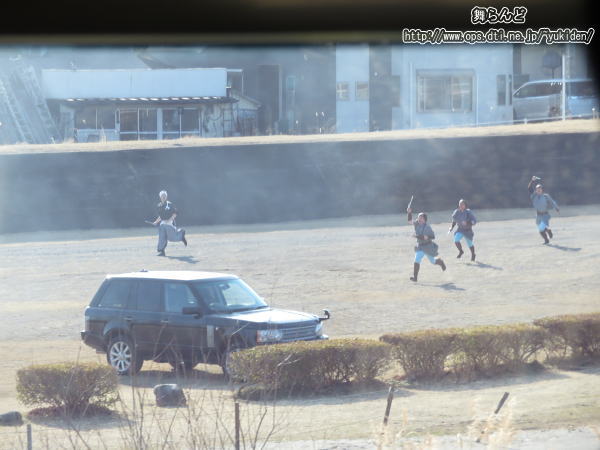 役人と泥棒達の追っかけ（大谷川橋梁）