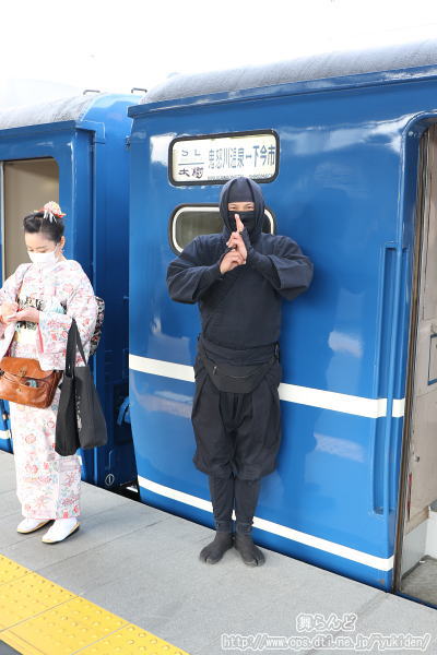 写真撮影に応じてくれた江戸忍者