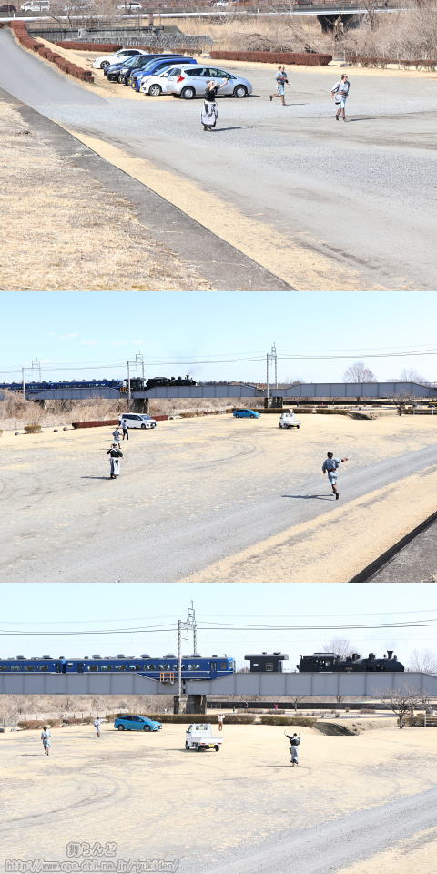 大谷川の河川敷を走るお役人達・その１（2019-2-23／大谷川橋梁／SL大樹2号）