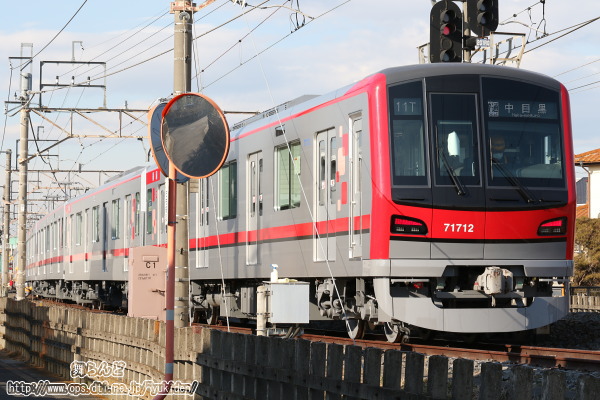LED\ꂽ71712Fij