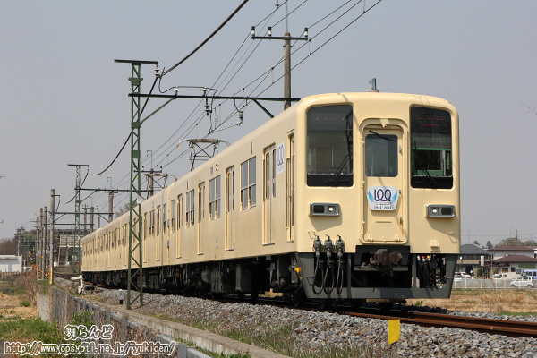 9年前とほとんど変わらない中を行く81111F