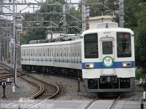 8164FîQj