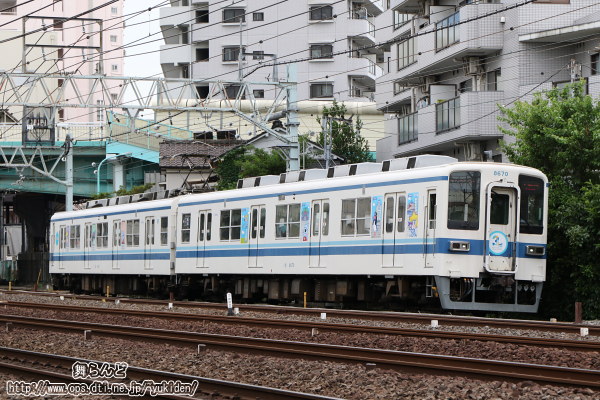 下町スタンプラリー2015のラッピングトレインの側面（その１）