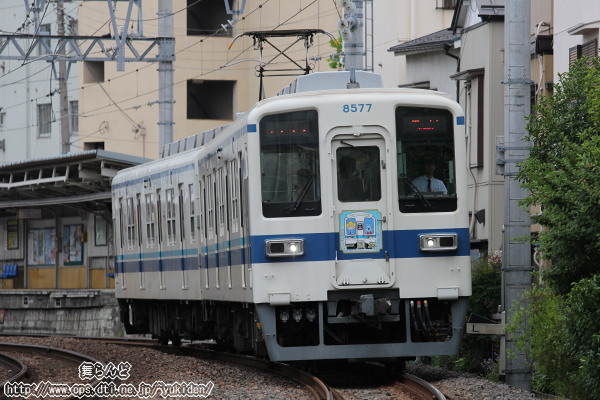 gCi8577F^̂Qj