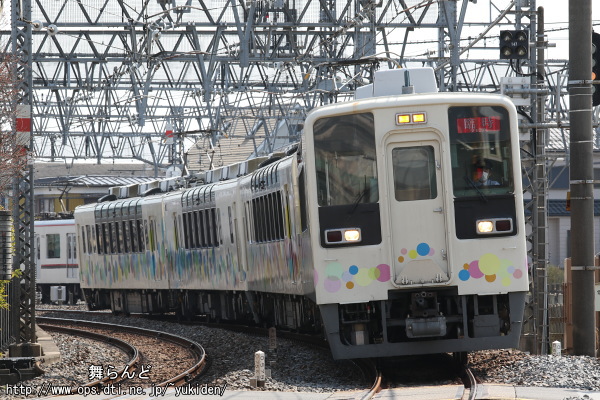 「臨時」の出して南栗橋へと向かうスカイツリートレイン