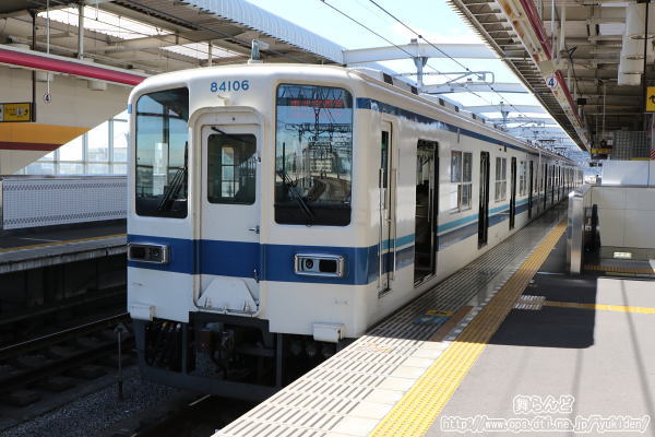 「東武宇都宮」行きを表示する81106F