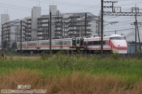 6050系＆いちごスペーシア